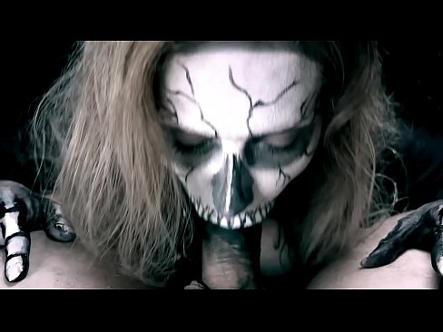 ❤️ Demon girl zuigt pik met haar zwarte mond en slikt sperma. ️ Anal porno at nl.hentai-menu.ru ❌